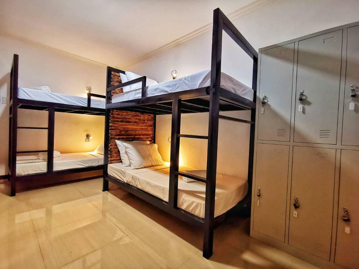 Bakawan Hostel Корон Экстерьер фото