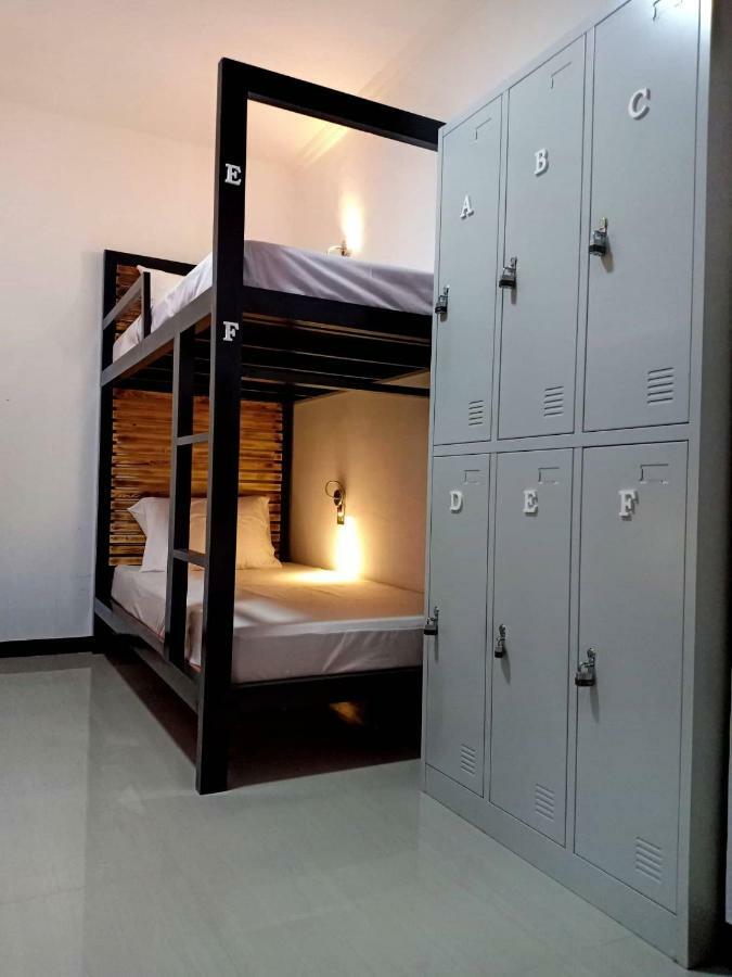 Bakawan Hostel Корон Экстерьер фото