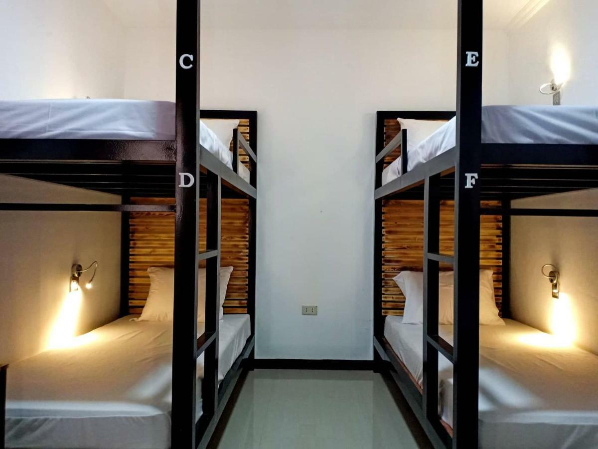 Bakawan Hostel Корон Экстерьер фото